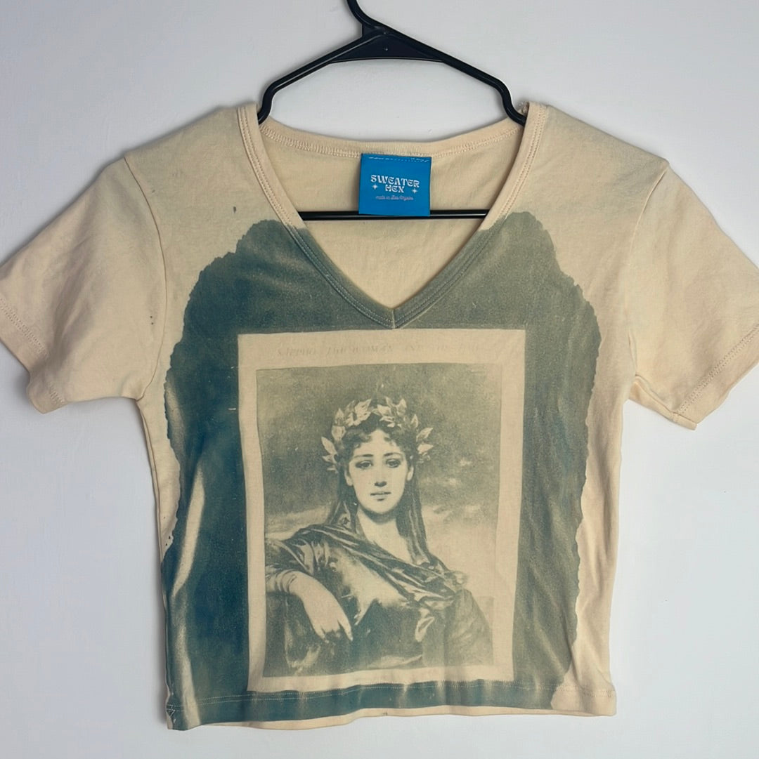 L Sappho Cropped V Neck Tee