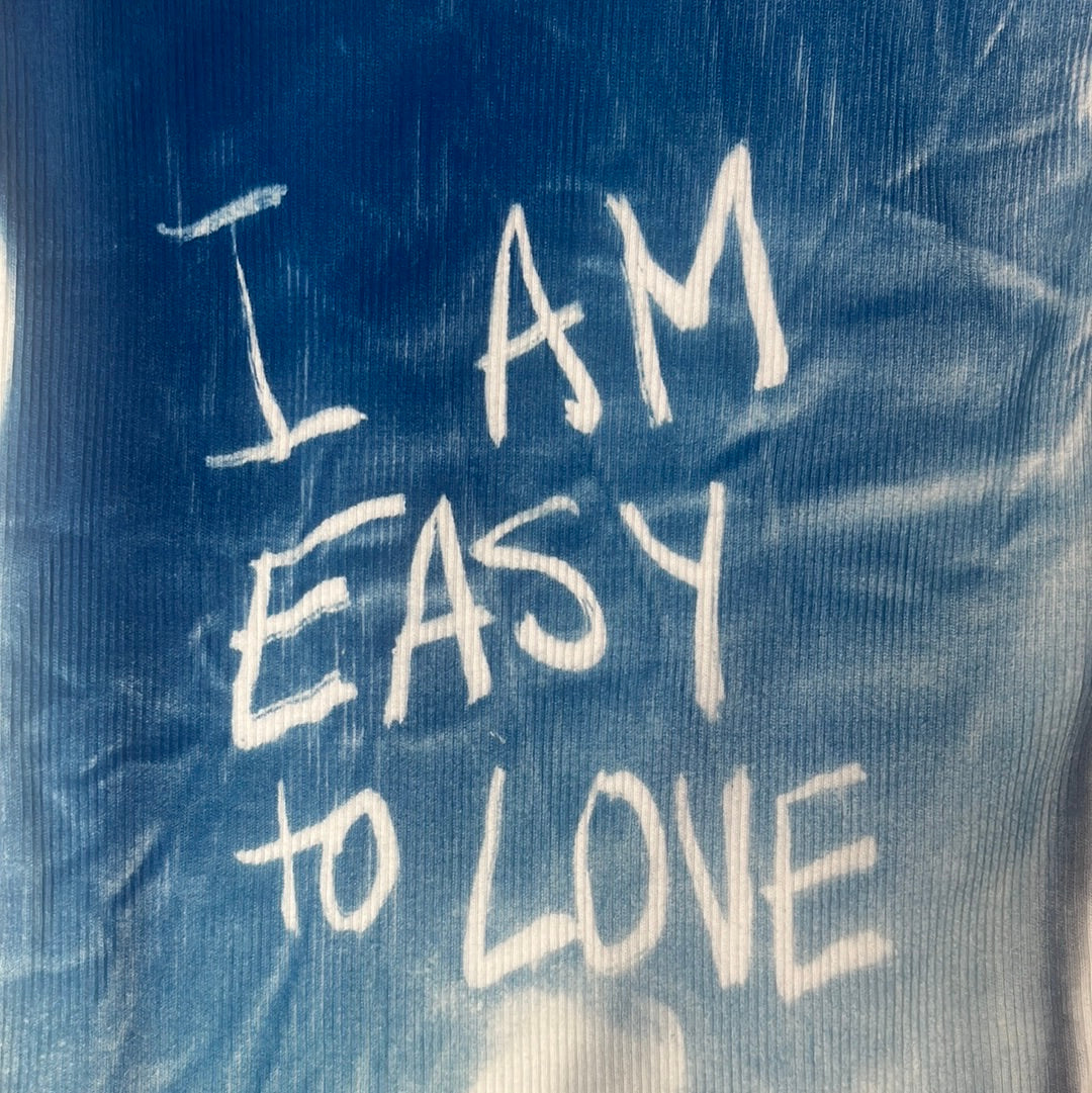 S ‘I Am Easy to Love’ Cropped tank